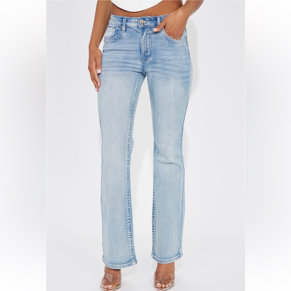 BRAND NEW FASHIONNOVA JEANS